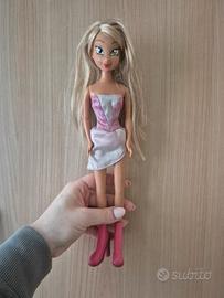 Winx Club bambola Flora 2004