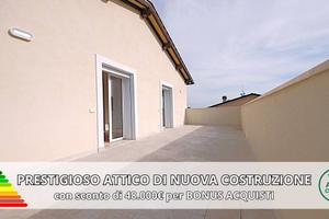 PRESTIGIOSO ATTICO IN VILLA DI NUOVA COSTRUZIONE