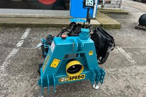 scalzatore porta attrezzi interfilare Spedo con la