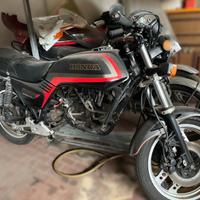 HONDA CB900F BOLDOR incompleta per ricambi