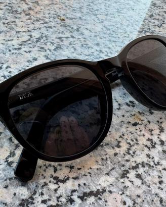 Occhiali da sole dior blacksuit r3I