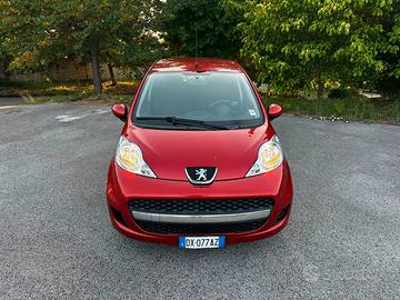 Peugeot 107 1.0 68CV 5p. Sweet Years