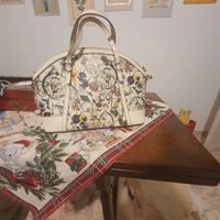 Gucci Flora bauletto in pelle stampata – originale