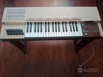 pianola  perfettamente funzionante 