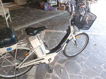 bici elettrica italvin 