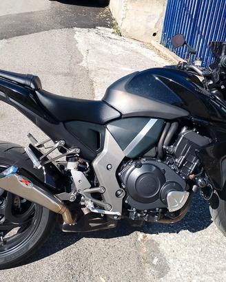 Honda cb1000r