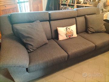 Divano moderno blu scuro – 250€