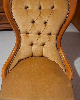 Poltrocina vintage  stile vittoriano 