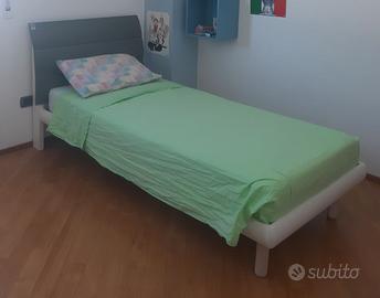 Letto singolo con rete e materasso