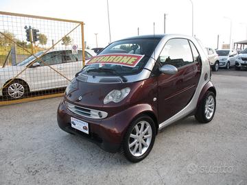Smart ForTwo 700 coupé pure (45 kW) MOLTO BELLA