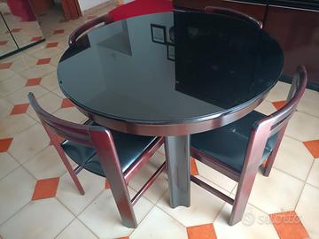 Tavolo rotondo + 4 sedie stile moderno