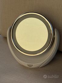 specchio da trucco da tavolo con illuminazione LED