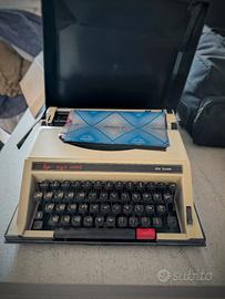 Macchina da Scrivere SGM 6000 de luxe con custodia