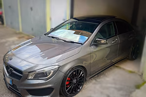 Mercedes CLA 220d Premium AMG dark night