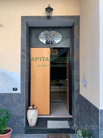 S1- Appartamento su due livelli in corte