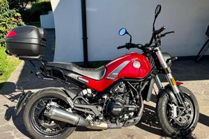 Leoncino Benelli 500 con soli 7000km