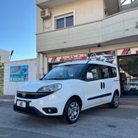 FIAT Doblò 1.4 T-Jet Natural Power Lounge