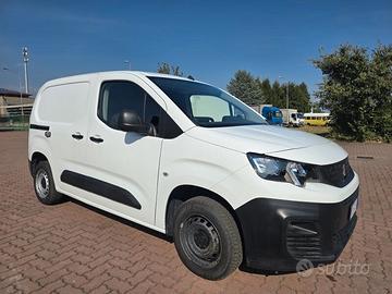 Peugeot Partner 2022 Euro 6D 72.000 Km