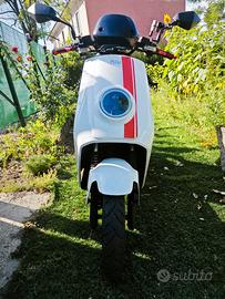 SCOOTER ELETTRICO NIU 
