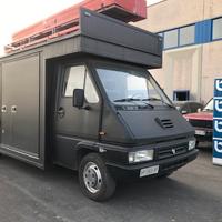 Renault Master 2,5 d /1998 negozio mobile