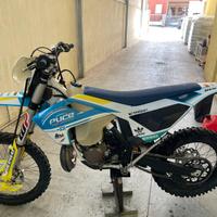 Husqvarna te250