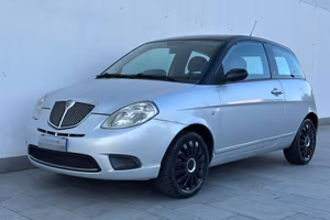 Lancia Ypsilon 1.2 Neopatentati