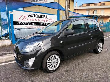 RENAULT Twingo 1.2 16V Sport & Sound