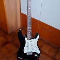 Stratocaster Squier Affinity nera