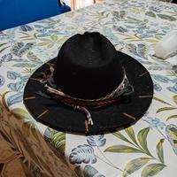 cappello stile Johnny Depp ,unico al mondo.