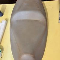 Sella Piaggio Carnaby 250 marrone