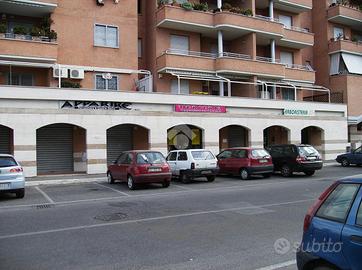 NEGOZIO A ROMA