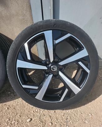  Cerchi in lega Nissan Qashqai 
