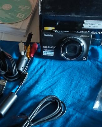 Nikon s 6100