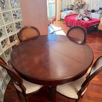 Set da pranzo tavolo rotondo in legno e 4 sedie
