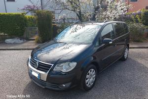 Touran 7 Posti Motore rifatto da 100.000 km