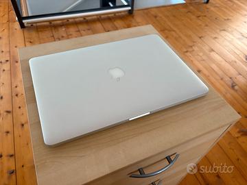 Apple MacBook Pro  15.4" (Mid 2014)