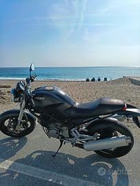 Ducati Monster Dark 620i  