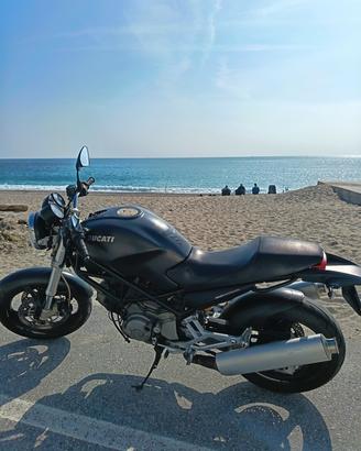 Ducati Monster Dark 620i  