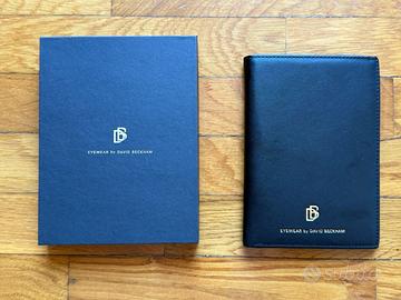 Porta documenti Eyewear by David Beckham - nuovo c