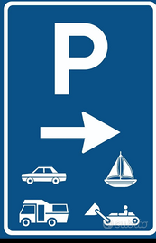Parcheggio camper, barche, veicoli da lavoro