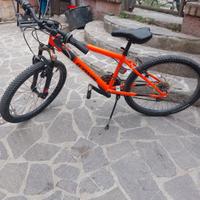 bicicletta B-twin rockrider 500