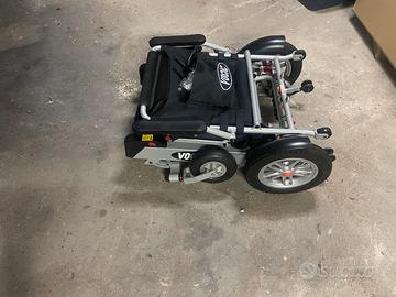 Sedia a rotelle elettrica