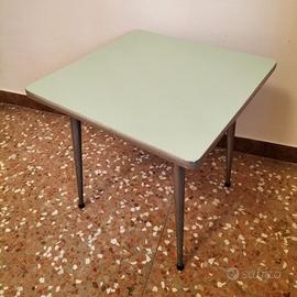 Splendido tavolino vintage