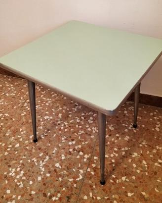 Splendido tavolino vintage
