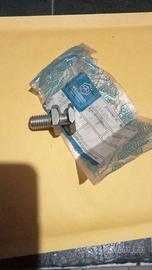 Perno aggancio sponda ape tm 703.