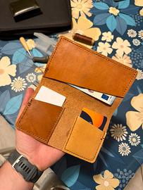 Portafolgio fatto a mano in cuoio