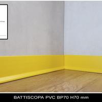 Battiscopa PVC H70 GIALLO – Nuovo! Prezzo: 1 €/m