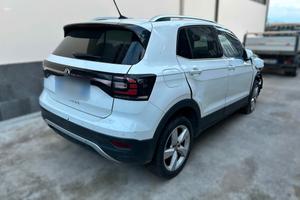 VW T-Cross 1.5 TSI DSG 150CV - 2020 - VA' IN MOTO