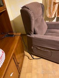 Poltrona meccanizzata elettrica