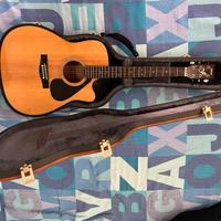 Yamaha FG-411C con custodia rigida originale